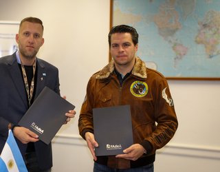 FAdeA y Trans Ce Cargo firmaron un acuerdo de colaboración y asistencia técnica