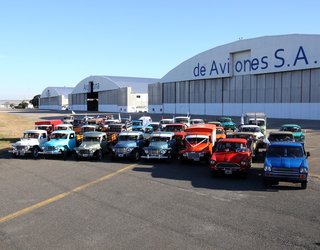 FAdeA conmemoró el 64° aniversario de la fabricación del Rastrojero